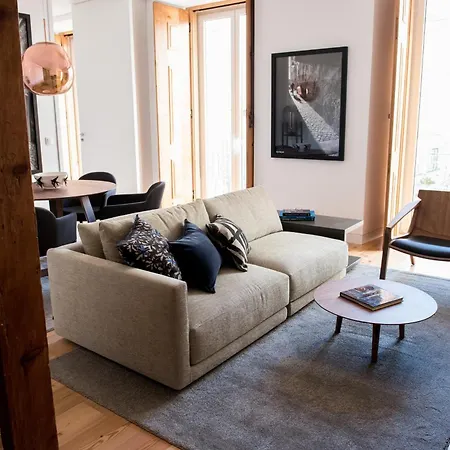 Flora Chiado Apartment *