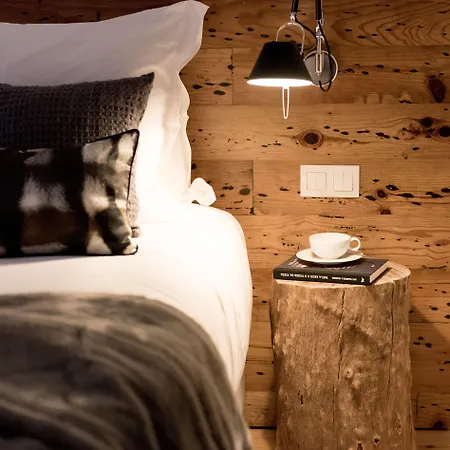 Flora Chiado Апартаменты *