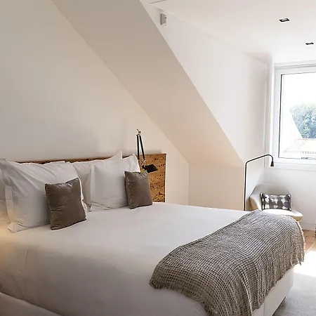 Апартаменты Flora Chiado *