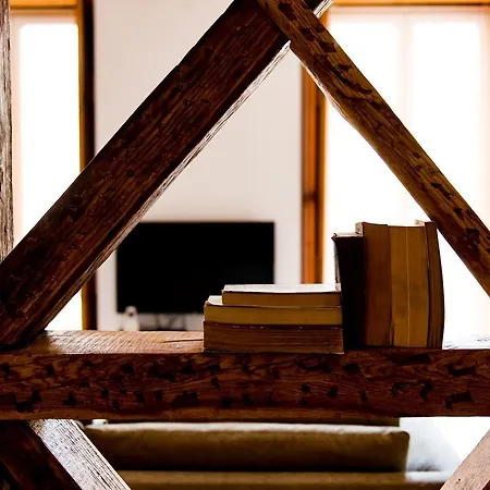 Flora Chiado Лиссабон