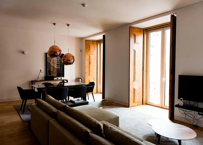 芙洛拉希亚多公寓 *