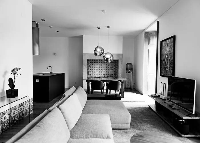 芙洛拉希亚多公寓 *