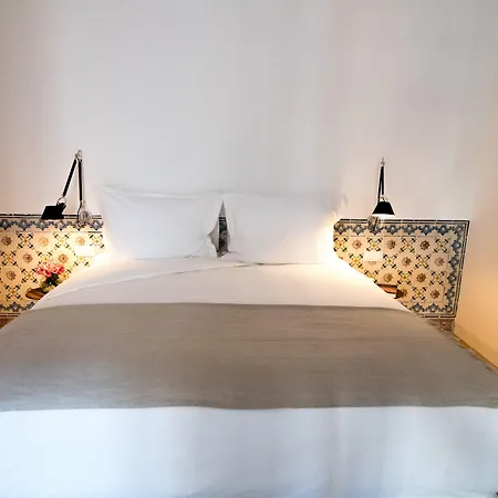 فلورا تشيادو Lisboa