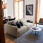 Flora Chiado Apartment *