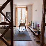 Flora Chiado Apartment *